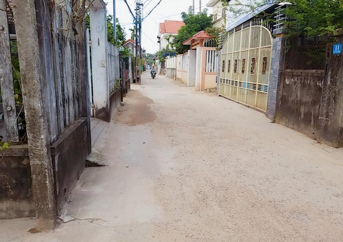 Cần nhượng lại lô đất 2mặt tiền Bùi Thị Xuân, đường kiệt hơn 4m 