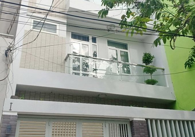 Bán nhà 2 lầu mặt tiền đường số 25 phường Tân Quy Quận 7.