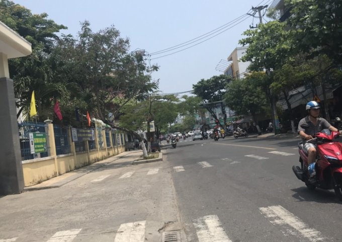 Cần bán nhà mặt dường Hà Huy Tập, gần Điện Biên Phủ, giá 12,5ty