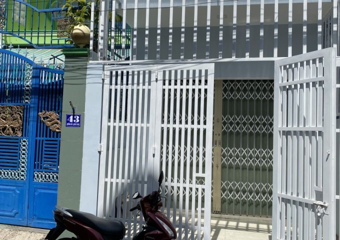 Bán nhà 2 tầng 43 Quốc Tuấn, p. Phước Tân, tp. Nha Trang