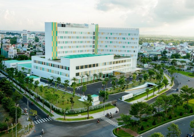 Nhà 2 tầng mặt tiền Nguyễn Hữu Thọ, gần bệnh viện quốc tế Vinmec 