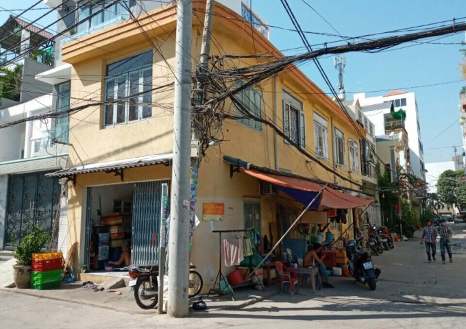 Bán nhà căn góc 2 mặt tiền đường 8m 56 Gò ô Môi P Phú Thuận Quận 7. - Dt: 5x16 m. Giá: 6.8 tỷ thương lượng.