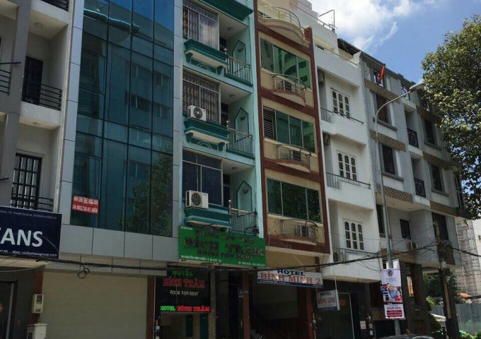 Bán nhà khu VIP HXH 10m đường Nguyễn Trãi quận 5, DT: 4.2x17m, trệt 3L, giá 11.8 tỷ, mua ở rất tốt