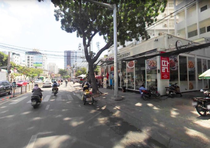 Cho thuê nhà Quận 1, đường Cách Mạng Tháng Tám, P. Bến Thành, DT: 10x27m, giá: 140tr/thag.