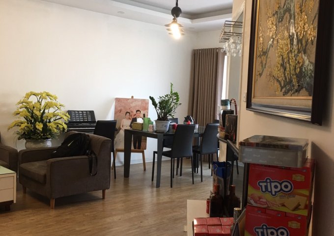 Tôi cần bán gấp căn hộ tòa A2 CC 151 Nguyễn Đức Cảnh, tầng đẹp, đã sửa, 3PN 114m2, 2,2 tỷ, 0903417838