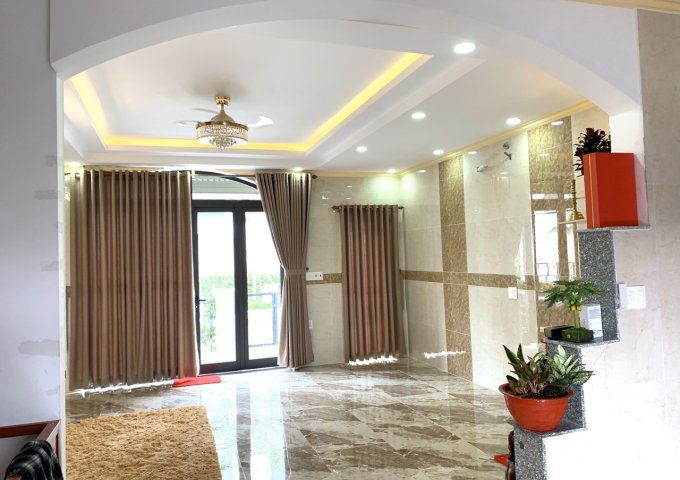 Cho thuê nhà full nội thất làm VP, C.ty ở KDC Villa Long Phú, Bến Lức