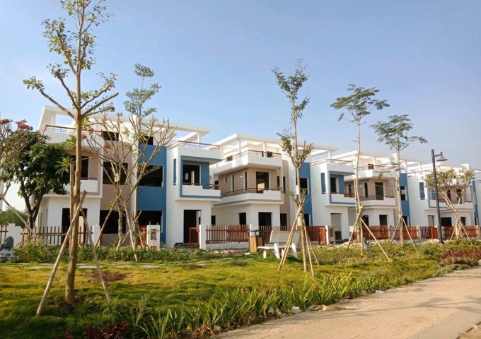 Bán Căn nhà 3 lầu nằm trong KDL Thác Giang Điền Đồng Nai giá 1.9 tỷ/căn