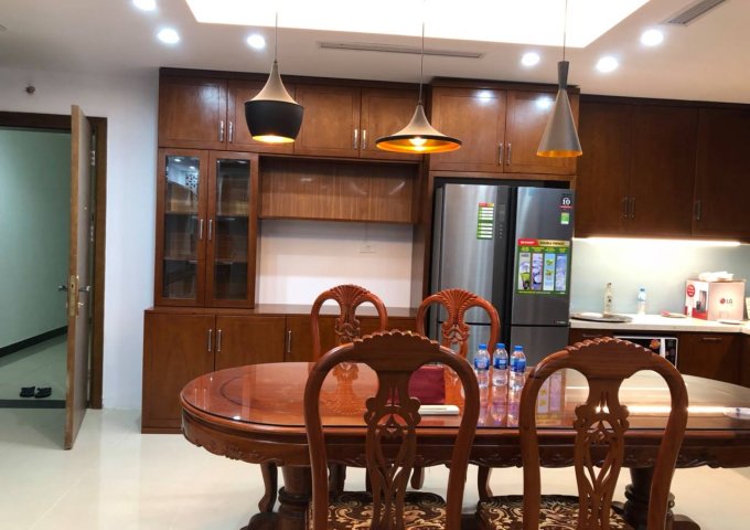 Cho thuê chung cư Hà Thành Plaza, 102 Thái Thịnh, 120m2, 2 PN, 2 WC, 12 tr/th.