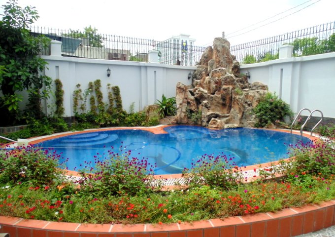 Cho thuê Villa 5A Đường 7 Thảo Điền - DT 12x40m - Sân vườn Hồ bơi - Giá thuê 4000$/Tháng.