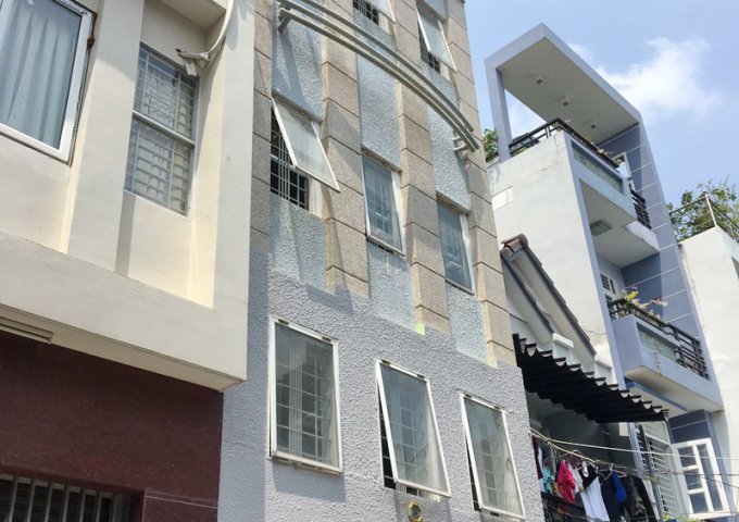 Bán nhà 3 tầng mặt tiền đường 79 Tân Quy Đông phường Tân Phong Quận 7.