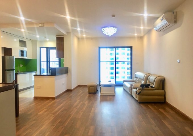 Cho thuê căn góc 110m2 3 phòng ngủ sáng đầy đủ nội thất mới hiện đại trẻ trung tại Vimeco Ct4 Nguyễn Chánh. 