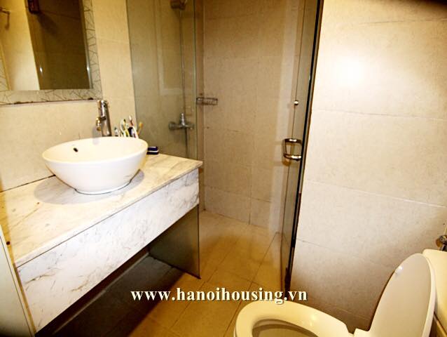 Cho thuê căn hộ chung cư M5 nguyễn chí thanh 150m 3 ngủ đủ đồ giá 15tr, Lh 082 99 067 62