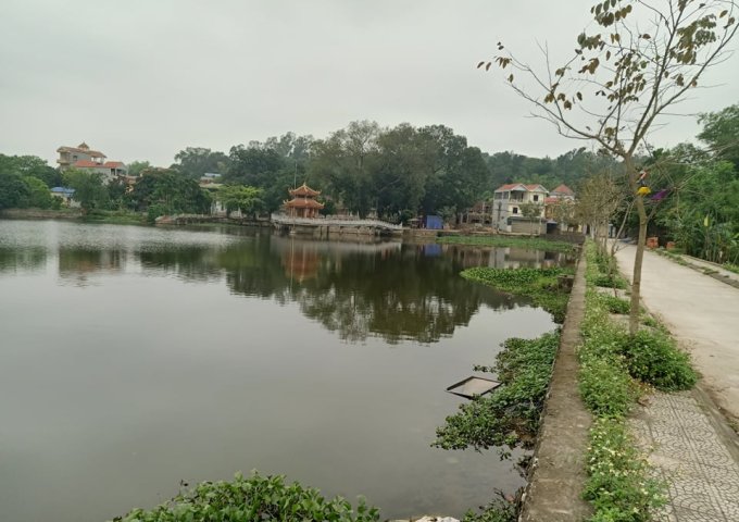 Bán đất gần cạnh hồ Ninh Sơn-Chúc Sơn-Chương Mỹ. Lô 2MT, dt 309 m2, đường ô tô tránh.