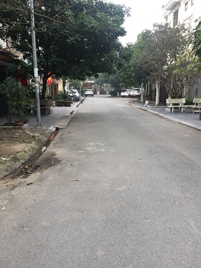 Chính chủ cần bán lô nhà vườn trong khu đô thị Việt Hưng , quận Long Biên , Hà Nội.