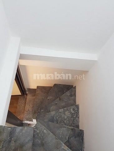 Bán Nhà Ngõ 132 Đê Tô Hoàng – Bạch Mai, Cách Đường Ô Tô 20m, Nhà 4 Tầng/25m/2.2 Tỷ