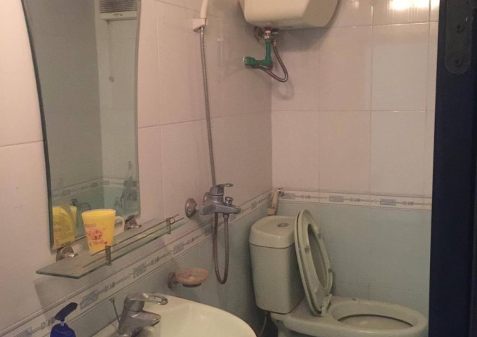 CHO THUÊ PHÒNG  Phố Sài Đồng 1.8 triệu.