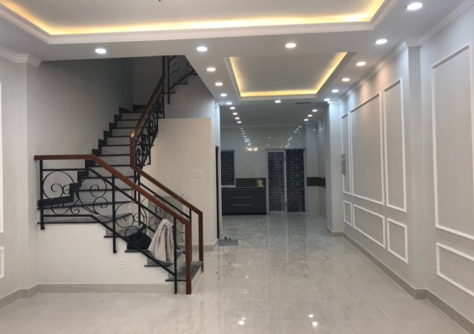 Bán nhà mới xây dựng 100% hẻm 300 Nguyễn Văn Linh, P.Bình Thuận, Quận 7