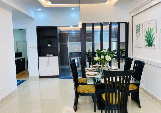 Bán căn hộ chung cư Saigon Pearl, quận Bình Thạnh, 3 phòng ngủ, nội thất châu Âu giá 6.5 tỷ/căn