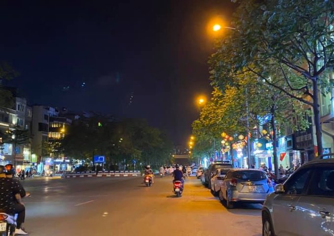  Bán gấp chỉ 22 tỷ nhà mặt phố VIP Ô Chợ Dừa, DT 66.3m2x 3 tầng, KD ngày đêm
