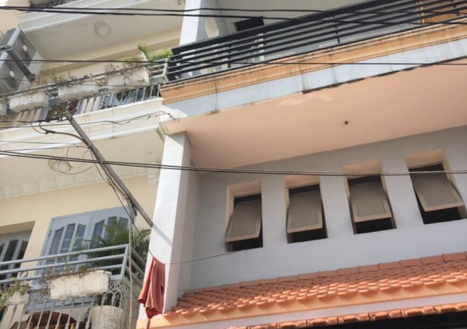 Cho thuê nhà 2 lầu, 3PN hẻm 388 đường Huỳnh Tấn Phát, Bình Thuận Quận 7. 