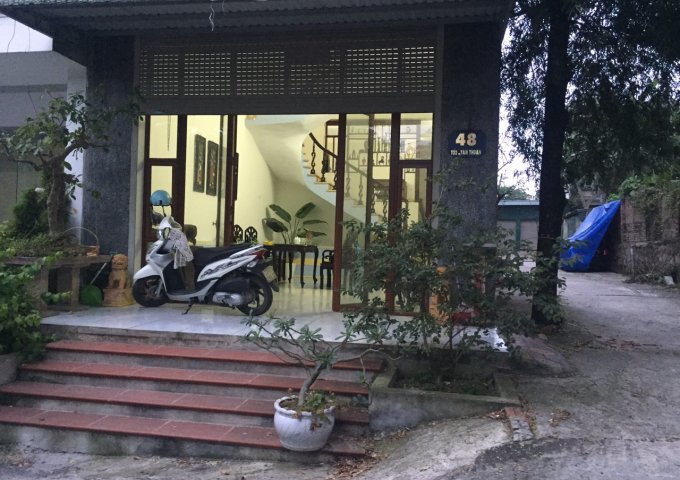 Bán căn nhà 2 tầng, 2 mặt tiền, diện tích 5x17m, mặt ngõ 204 Hoà Phong