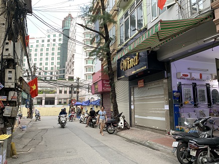 Cho thuê nhà Số 5 ngõ 35 Cát Linh, Đống Đa, Hà Nội.