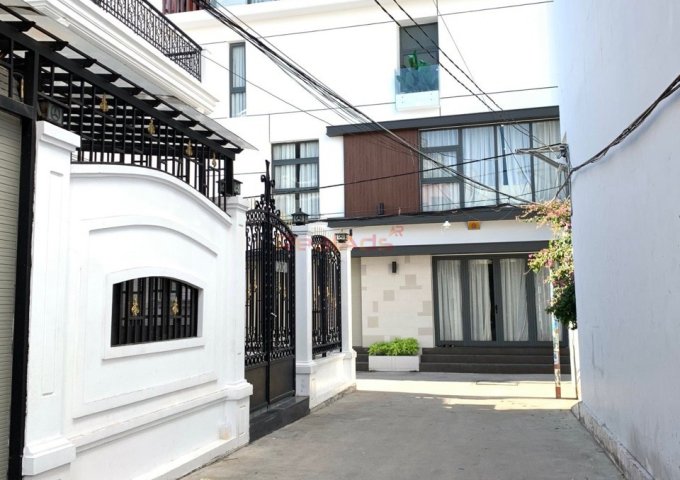 Bán gấp nhà phố tại Đường Huỳnh Tấn Phát, Quận 7, DT 71.5m2  giá 6.3 Tỷ