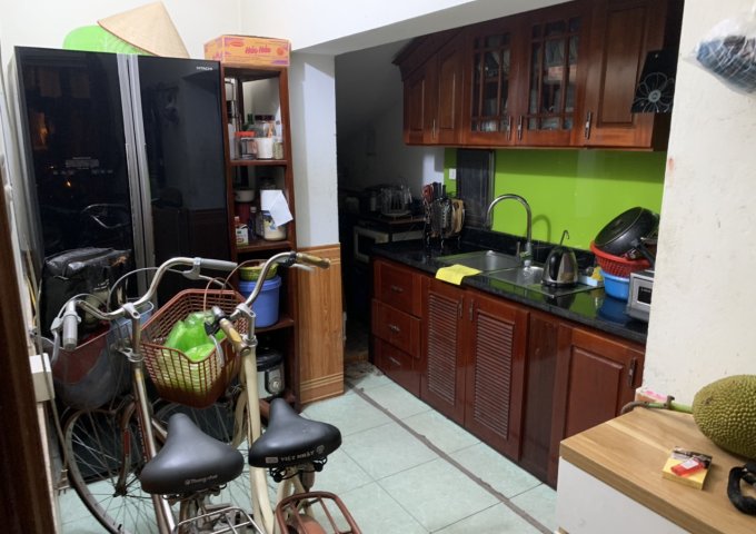 Bán nhà tập thể  xí nghiệp xây lắp 24 ngõ 68, Quan Nhân, P101 DT50m2, giá 1.6 tỷ LH 0969065560