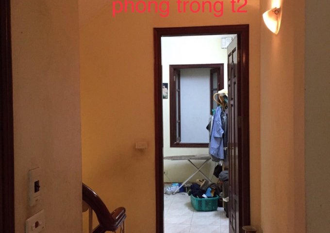 Cho thuê nhà ngõ Hoàng Quốc Việt, 40m2x4t, MT 3m. Giá 18tr
