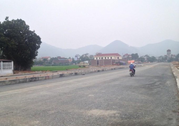 Chính chủ bán đất 2 mặt tiền tái định cư khu Thống Nhất, đường đôi thị trấn Thanh Sơn, tỉnh Phú Thọ
