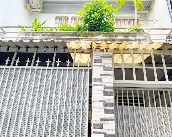 Bán nhà 1 lầu hẻm 1247 đường Huỳnh Tấn Phát quận 7.
