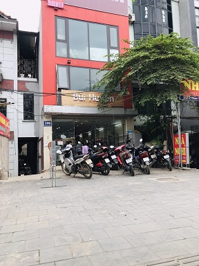 Cho thuê nhà 3 tầng tại số 106 mặt đường Phạm Văn Đồng, Cầu GIấy.