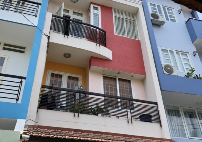 Bán biệt thự 99c/  Cộng Hòa, P.4, Q.Tân Bình, khu trung tâm sầm uất nhất Q.Tân Bình