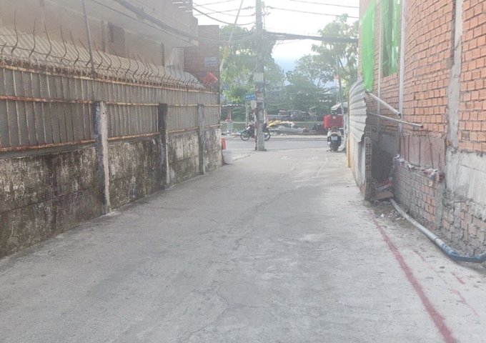 Bán nhà 2 lầu hẻm 160 đường Nguyễn Văn Quỳ quận 7.