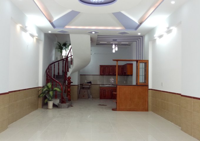 Nhà MTKD Trần Thái Tông, P.15, DT: 225 m2, 4 tầng