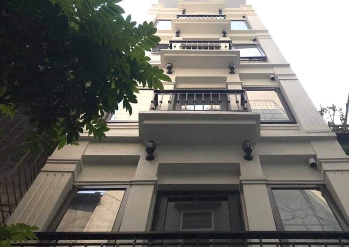 Nhà phố Nguyên Hồng, thang máy, kinh doanh, cho thuê 50tr, 65m2 x 8T. MT 5.5m. 