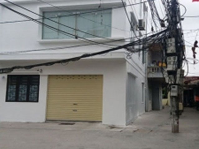 Bán nhà 3t độc lập 60m2 lô góc 2 mặt tiền, ngõ rộng 8m, ở phố Khúc Thừa Dụ, LC, HP