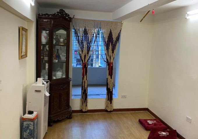 Bán căn hộ TT số 9 Trần Hưng Đạo, tầng 2, 30m2, 1.7 tỷ