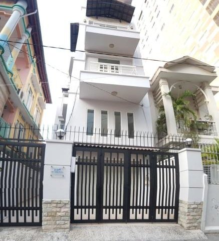 Bán nhà mặt tiền Trần Hưng Đạo, Q1, DT 4.2x18m, 3 lầu, cho thuê 80tr/th, giá 27tỷ. 