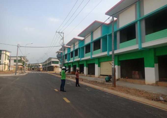 Nhà hoàn thiện Oasis City một trệt một lầu, đối đại học quốc tế Việt Đức, lhệ: 0919.001.939 Ms. Luyến