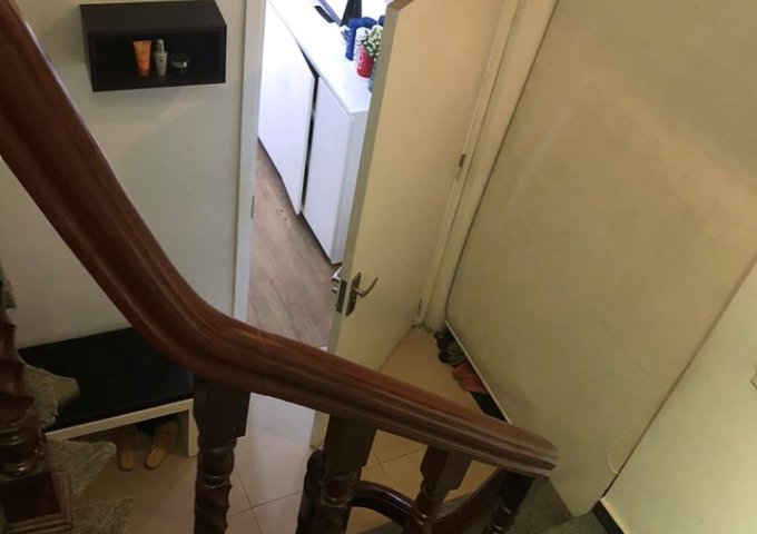 Cho thuê nhà mặt phố Thái Hà số 135, nhà 2 mặt tiền rất thuận tiện kinh doanh