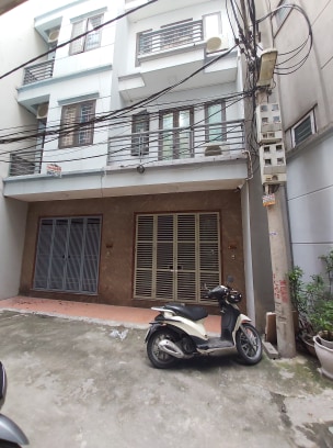 Cần bán nhà tại phố Ngọc Thụy, Long Biên 54m2, 4T, 3,8tỷ