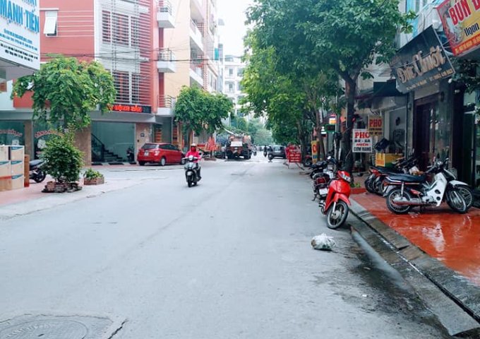 Nhà mặt phố kinh doanh Ngô Thì Nhậm Hà Đông, 50m2 mặt đường,giá 4.95 tỷ.