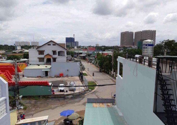 Bán nhà trệt 2 lầu sân thượng, dt 4x18m ~ 72m đường Bình Phú, Tam Bình, Thủ Đức giá 5,25 tỷ