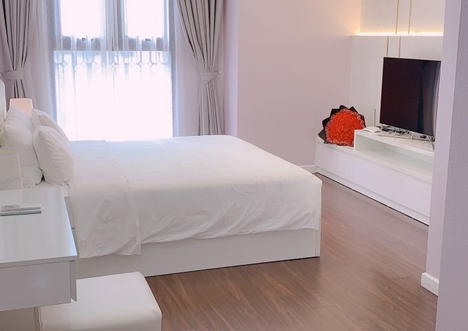 Chính chủ cho thuê căn hộ tại D'. Le Pont D'or, 36 Hoàng Cầu, 120m2, 3PN, giá 18Triệu/th