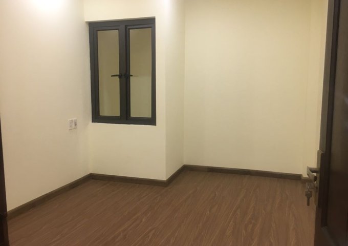 Bán nhà Tựu Liệt, Bằng B, 40m, 4 tầng, ô tô cách nhà 15m, vị trí đẹp