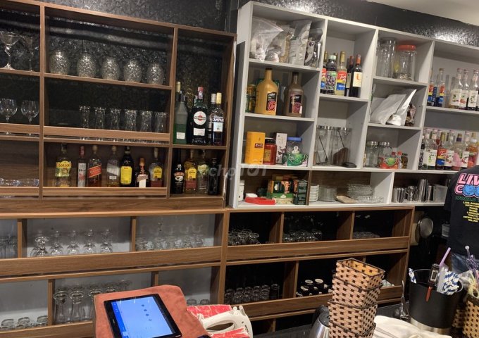 SANG NHƯỢNG QUÁN CAFE TẦNG THƯỢNG