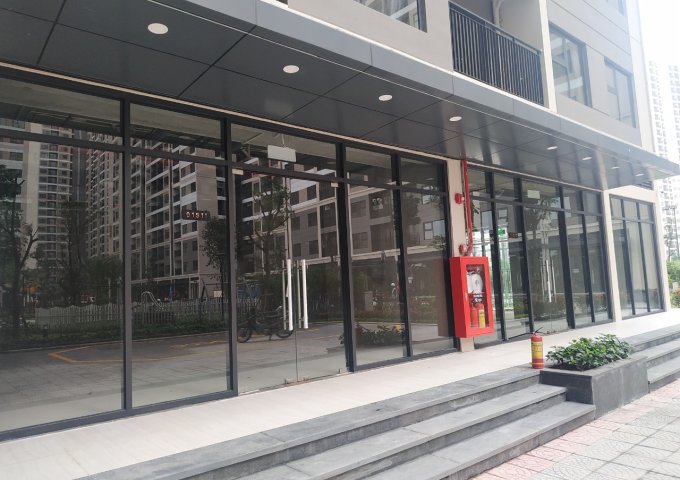 Bán shop đế chung cư Vincity Gia Lâm 60m2 gần bể bơi Giá siêu rẻ 4,6 tỷ