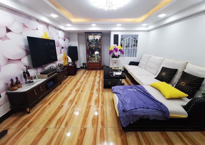Mua bán nhà Tân Phú, oto ngủ trong nhà, 50m2, Tặng nội thất xịn.