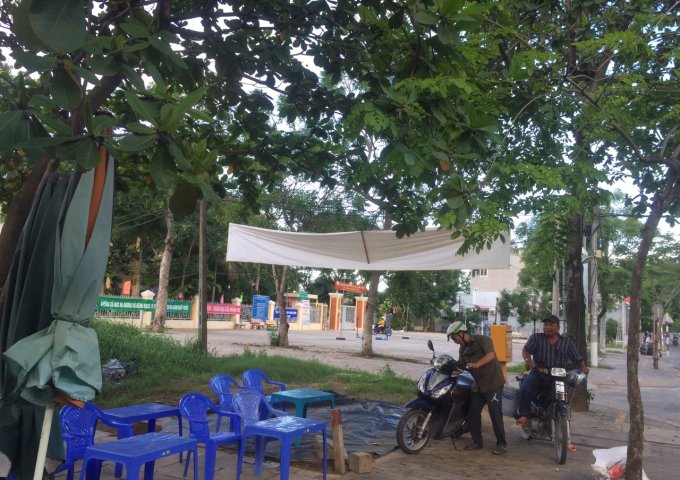 Kẹt tiền mùa dịch thiện chí cần bán ngay lô đất mặt tiền Nguyễn Văn Tạo, xã Long Thới, huyện Nhà Bè.